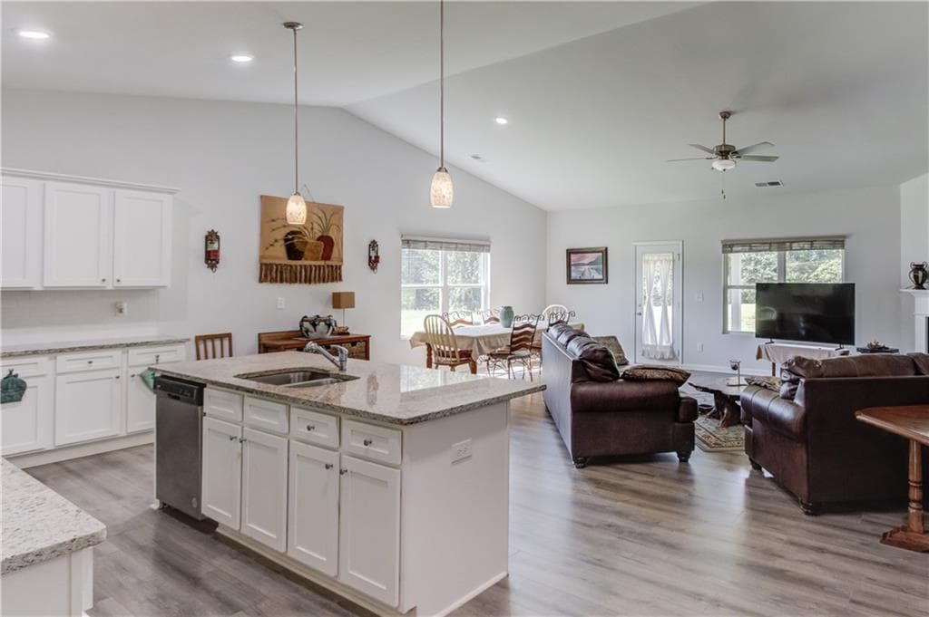 4 bedroom, 3 bathroom, 2,694 sq ft single family residence for sale at 1173 Pine View Trail, Monroe, GA 30656 — photo 10