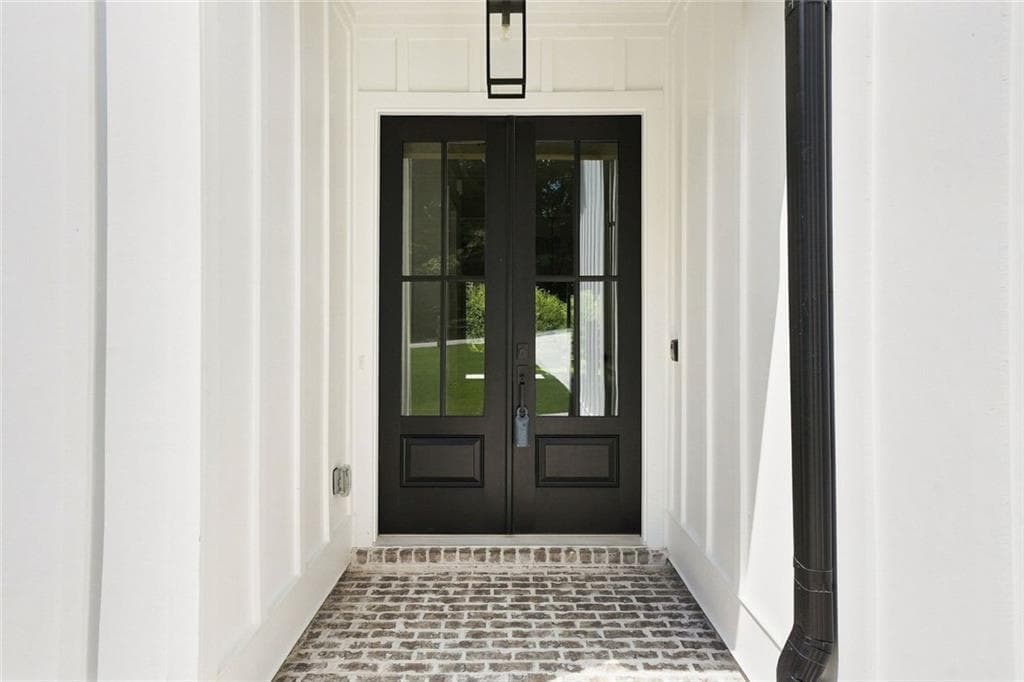 5 bedroom, 5 bathroom, 3,023 sq ft single family residence for sale at 3901 Bellair Drive, Marietta, GA 30066 — photo 4