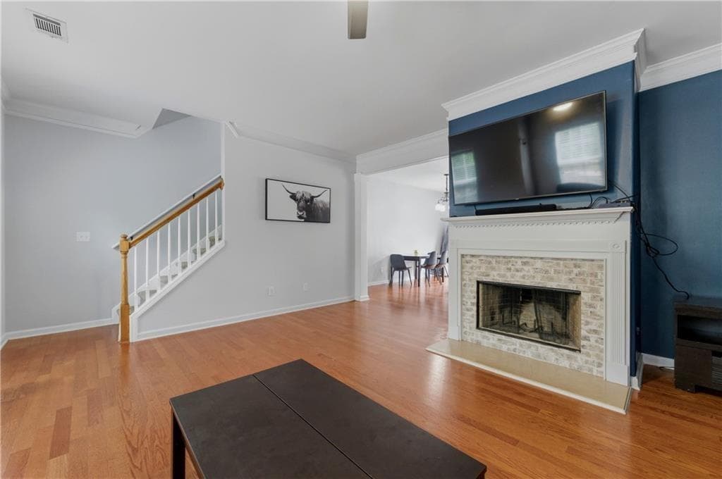 3 bedroom, 4 bathroom, 1,822 sq ft townhouse for sale at 4247 Chatham Ridge Drive, Buford, GA 30518 — photo 6