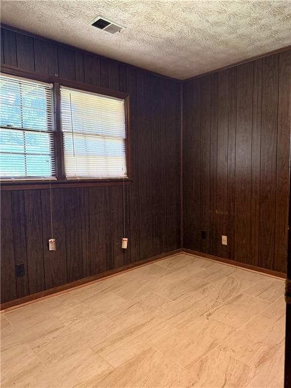 4 bedroom, 2 bathroom, 1,920 sq ft single family residence for rent at 4341 Five Forks Trickum Road, Lilburn, GA 30047 for $2,400 a month — photo 7