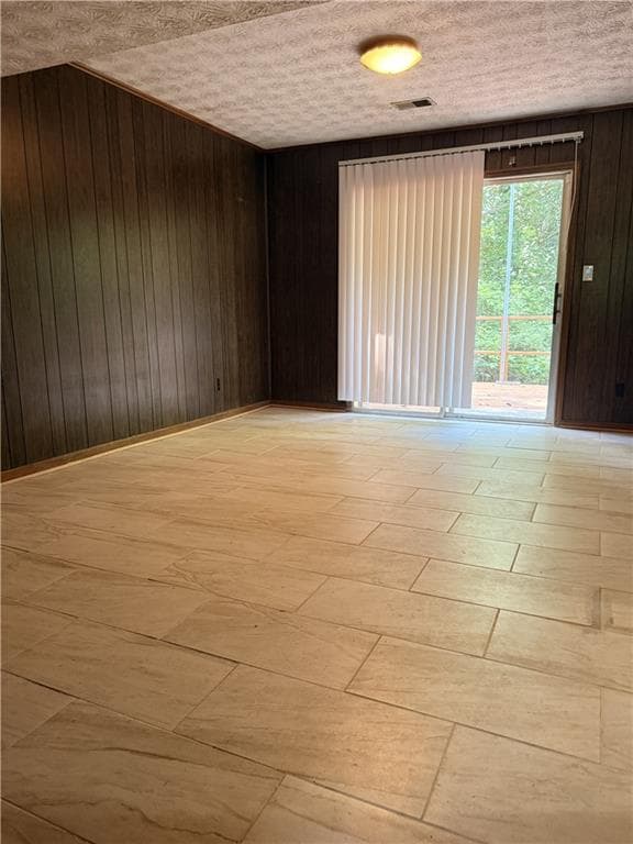 4 bedroom, 2 bathroom, 1,920 sq ft single family residence for rent at 4341 Five Forks Trickum Road, Lilburn, GA 30047 for $2,400 a month — photo 9