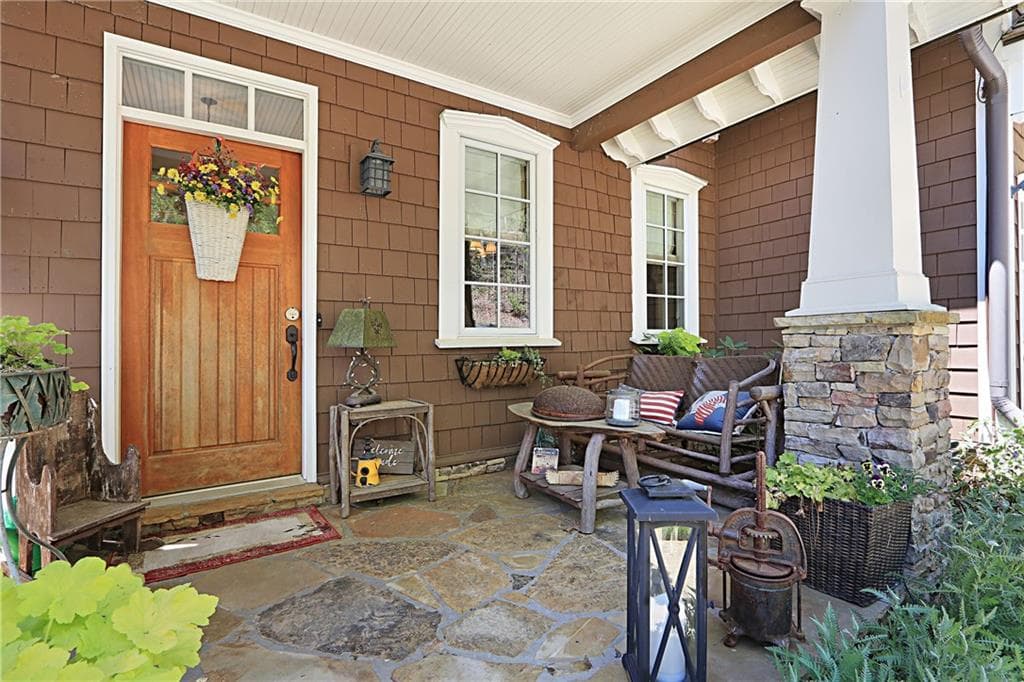 4 bedroom, 3 bathroom, 2,734 sq ft single family residence for sale at 227 Village Club Trail, Clayton, GA 30525 — photo 5