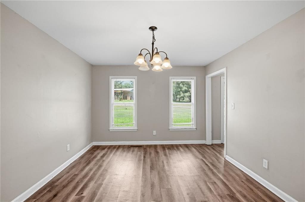 3 bedroom, 3 bathroom, 2,210 sq ft single family residence for sale at 2513 Whisper Trail, Douglasville, GA 30135 — photo 10