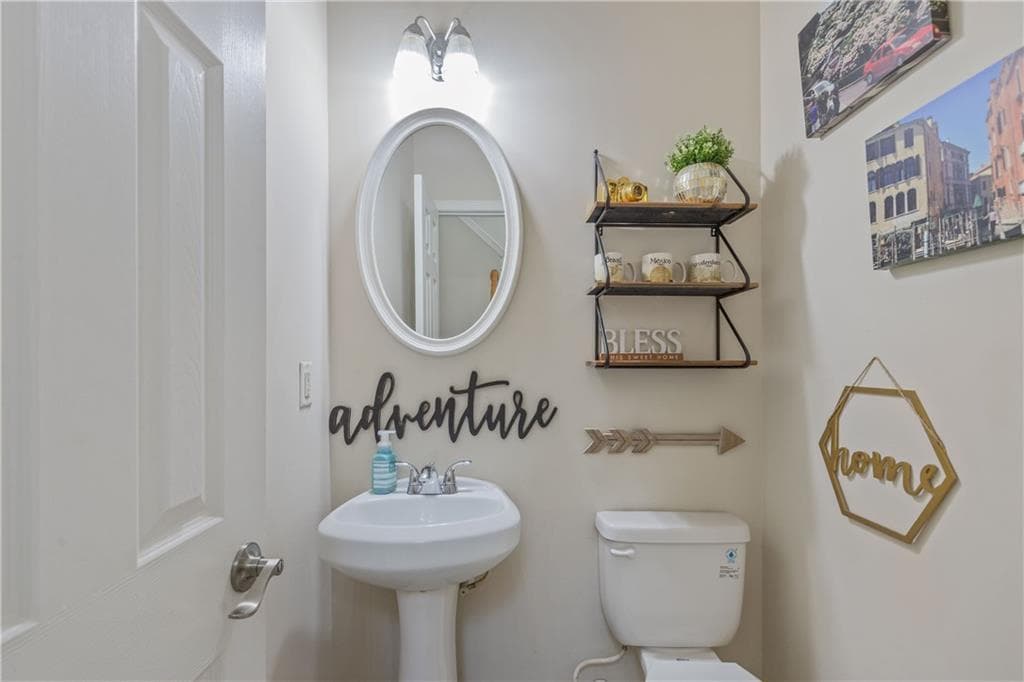 3 bedroom, 3 bathroom, 1,526 sq ft townhouse for sale at 7766 Carnegie Drive, Fairburn, GA 30213 — photo 3