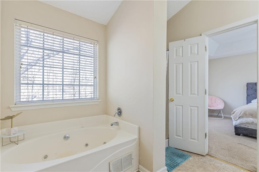 3 bedroom, 3 bathroom, 1,526 sq ft townhouse for sale at 7766 Carnegie Drive, Fairburn, GA 30213 — photo 10