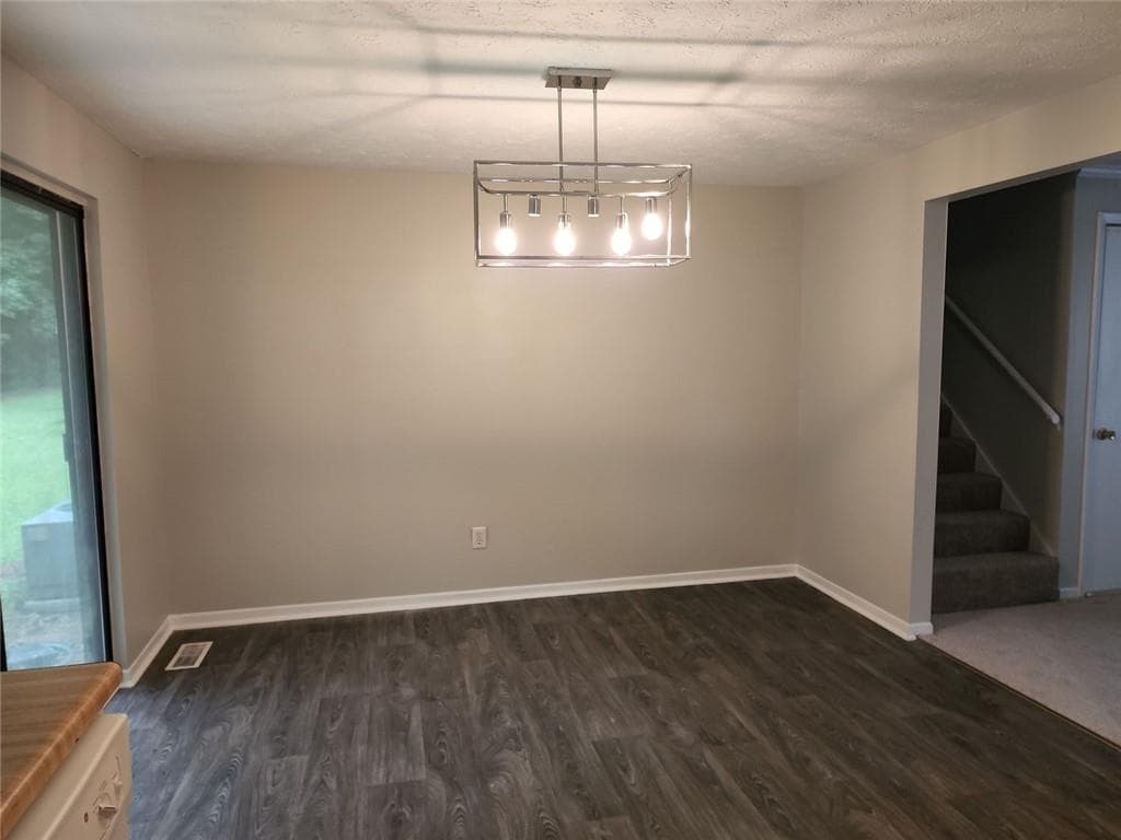 3 bedroom, 2 bathroom, 1,776 sq ft single family residence for rent at 6400 Pleasant Drive, Winston, GA 30187 for $1,450 a month — photo 5
