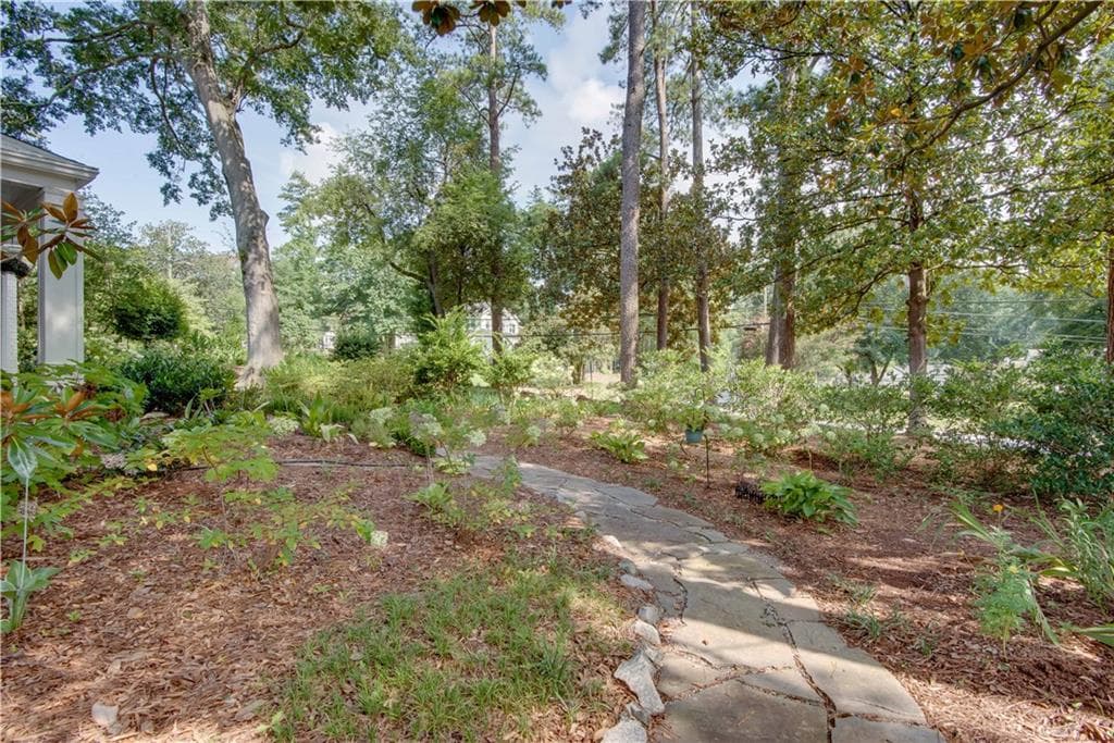 3 bedroom, 2 bathroom, 1,890 sq ft single family residence for sale at 2310 Rugby Avenue, College Park, GA 30337 — photo 5