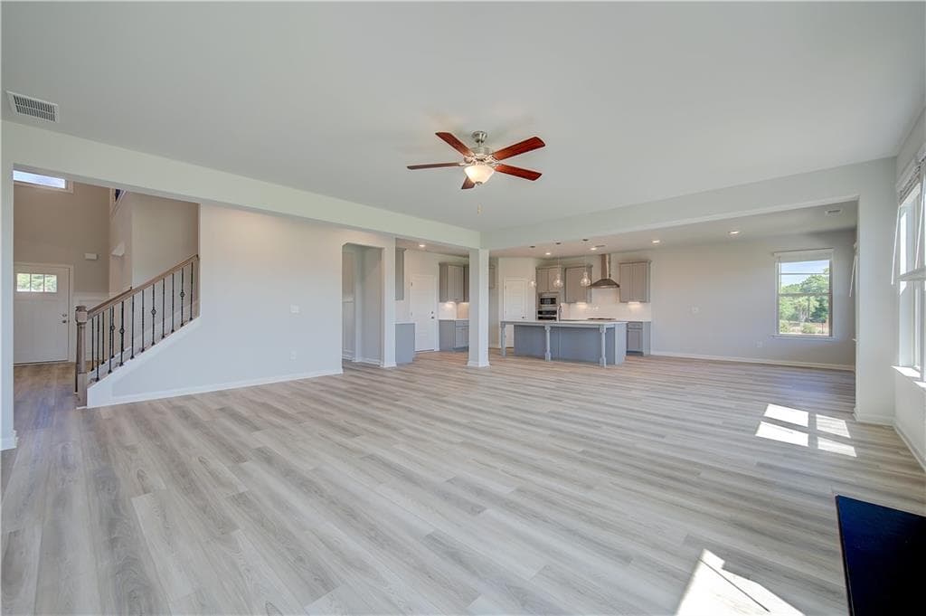 5 bedroom, 4 bathroom, 4,008 sq ft single family residence for sale at 182 Buffalo Trace, Stockbridge, GA 30281 — photo 10