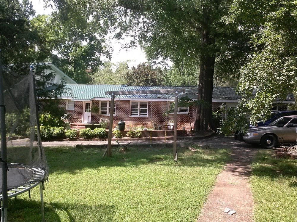9 bedroom, 4 bathroom, 5,840 sq ft single family residence for sale at 8122 Jefferson Drive, Nicholson, GA 30565 — photo 5