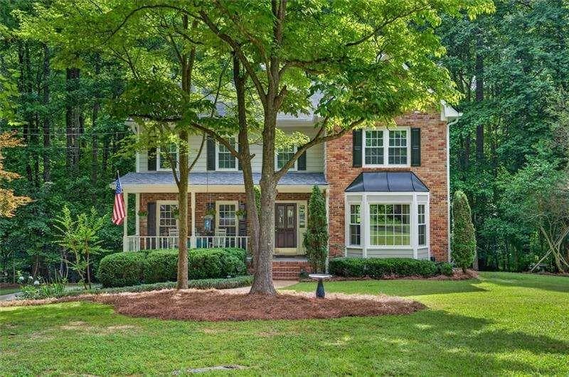 3 bedroom, 3 bathroom, 3,158 sq ft single family residence for sale at 211 Nacoochee Drive, Woodstock, GA 30188 — photo 1 of 36