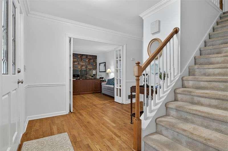 3 bedroom, 3 bathroom, 3,158 sq ft single family residence for sale at 211 Nacoochee Drive, Woodstock, GA 30188 — photo 6