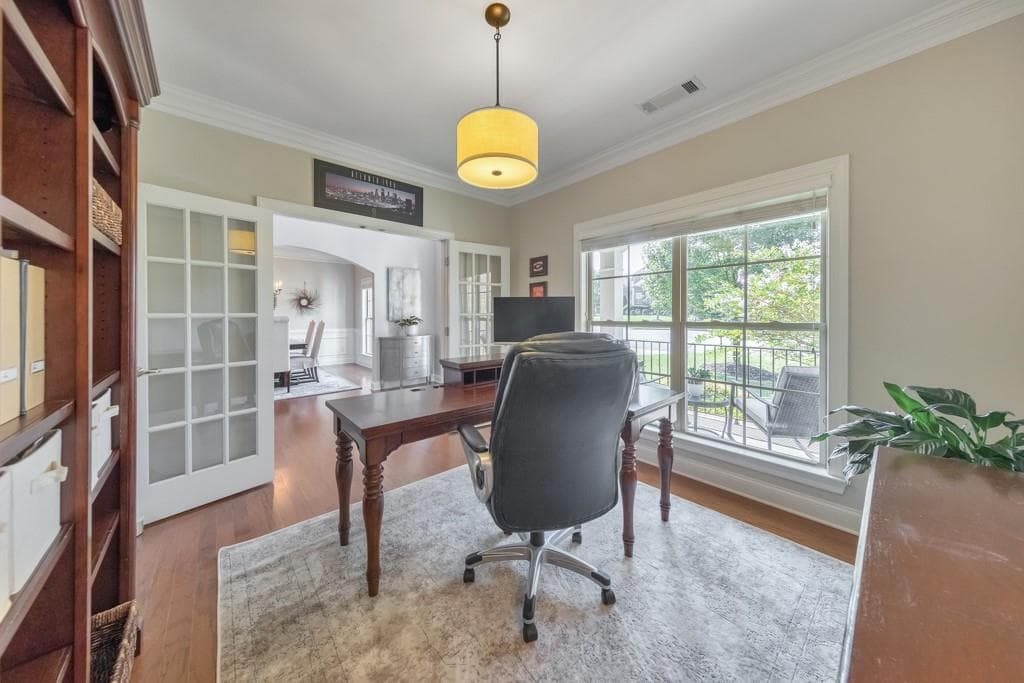 5 bedroom, 5 bathroom, 5,775 sq ft single family residence for sale at 3755 Guildhall Trail, Marietta, GA 30066 — photo 8