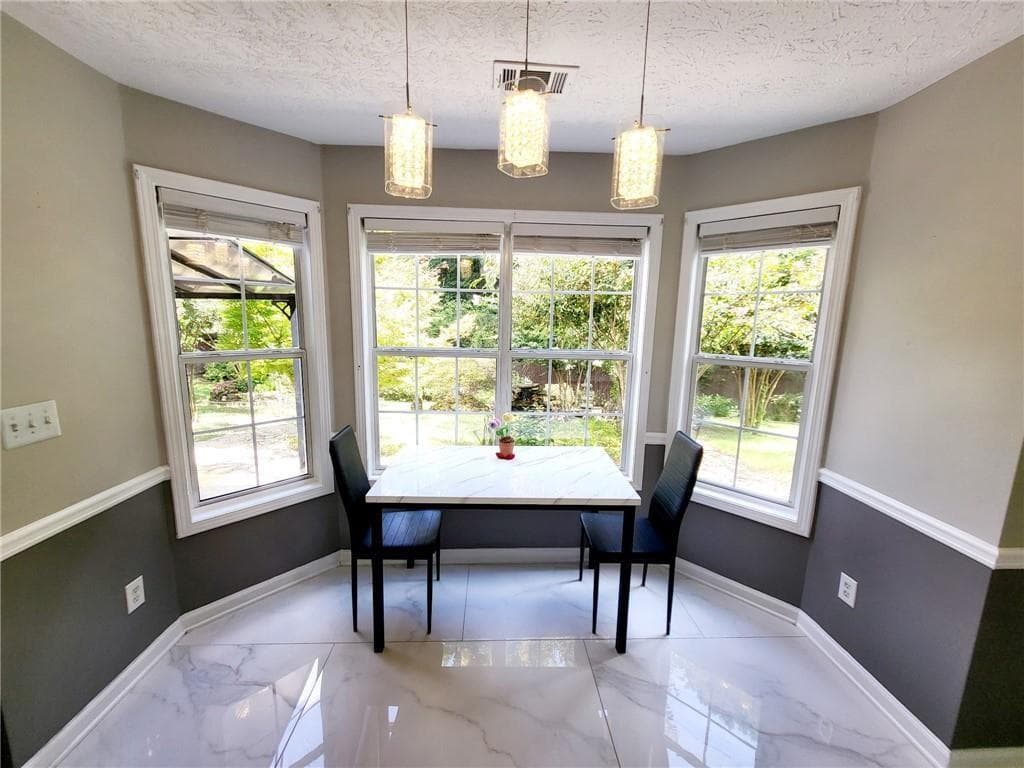4 bedroom, 3 bathroom, 2,883 sq ft single family residence under contract at 2507 Hice Way, Marietta, GA 30064 — photo 9