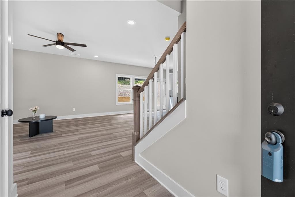 3 bedroom, 3 bathroom, 1,700 sq ft single family residence under contract at 3385 Carlton Road, Cumming, GA 30041 — photo 9
