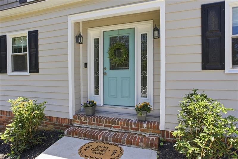 4 bedroom, 5 bathroom, 2,850 sq ft single family residence for sale at 1893 Hamlin Drive, Marietta, GA 30064 — photo 2