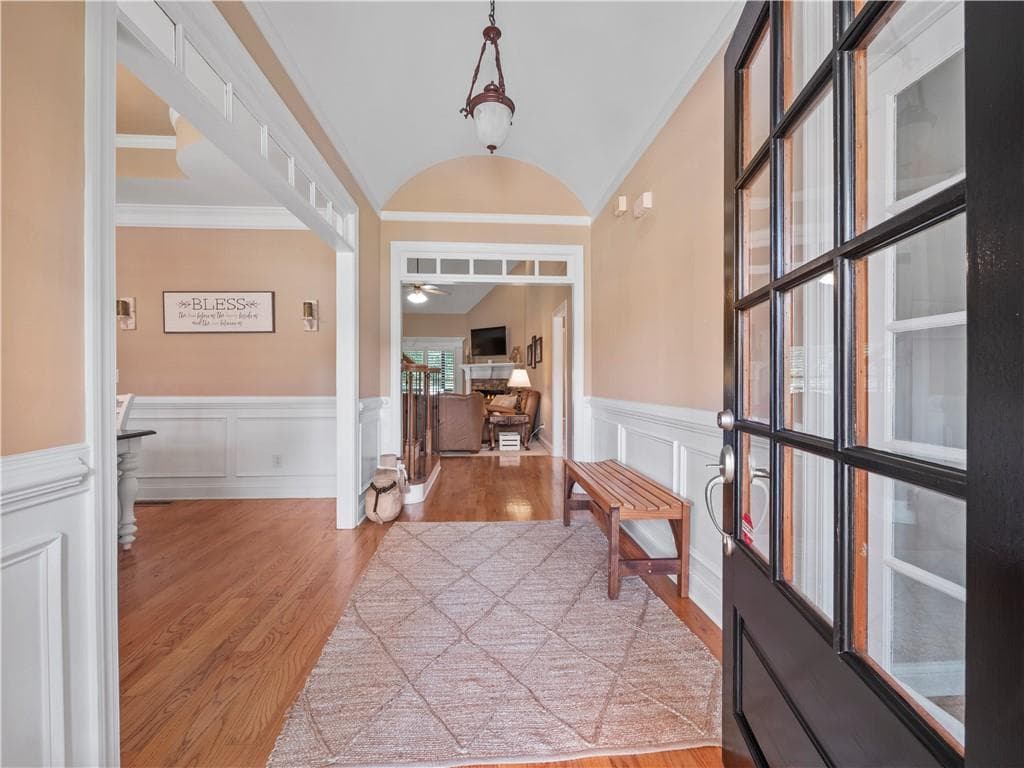 4 bedroom, 4 bathroom, 2,768 sq ft single family residence under contract at 100 Cole Point, Hoschton, GA 30548 — photo 6