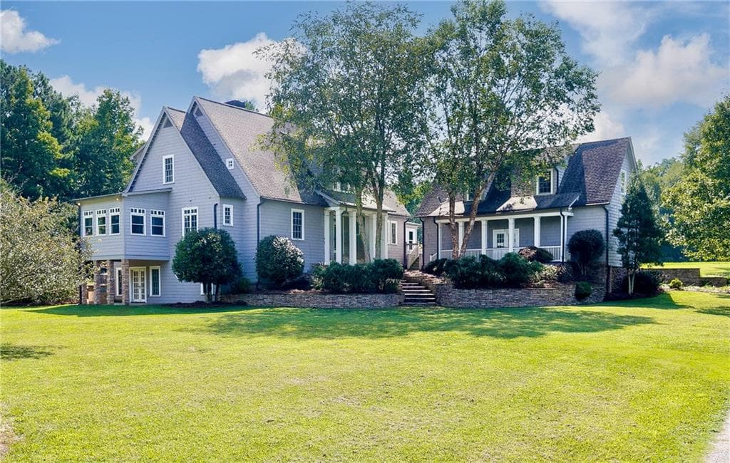3 bedroom, 6 bathroom, 8,059 sq ft single family residence sold at 538 Spring Place Road, White, GA 30184