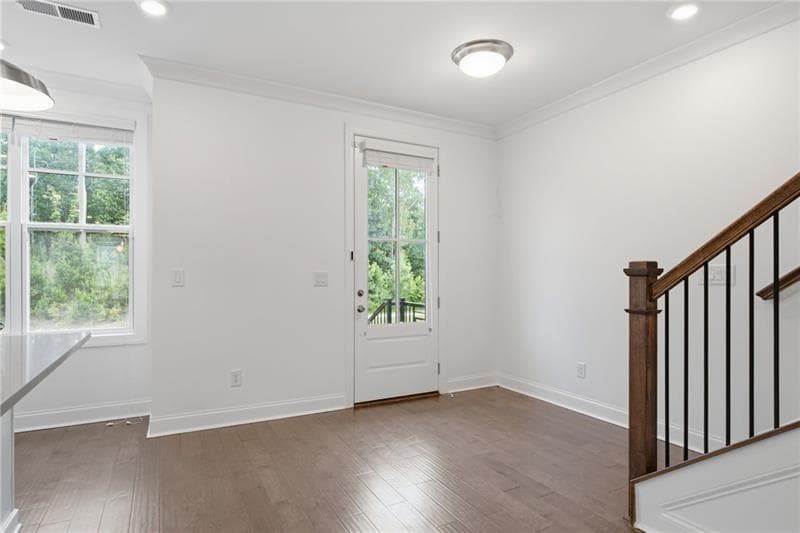 3 bedroom, 4 bathroom, 2,263 sq ft townhouse under contract at 835 Green Sapling Trail, Suwanee, GA 30024 — photo 5