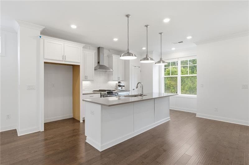 3 bedroom, 4 bathroom, 2,263 sq ft townhouse under contract at 835 Green Sapling Trail, Suwanee, GA 30024 — photo 8