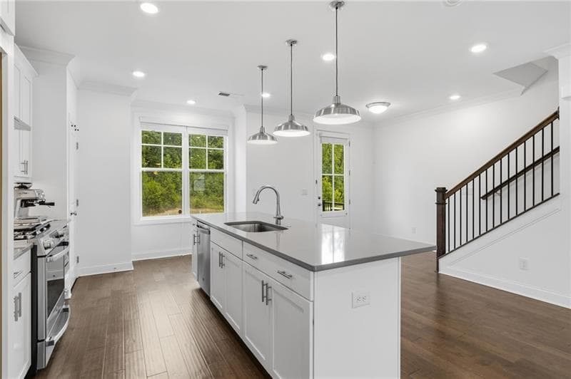 3 bedroom, 4 bathroom, 2,263 sq ft townhouse under contract at 835 Green Sapling Trail, Suwanee, GA 30024 — photo 9