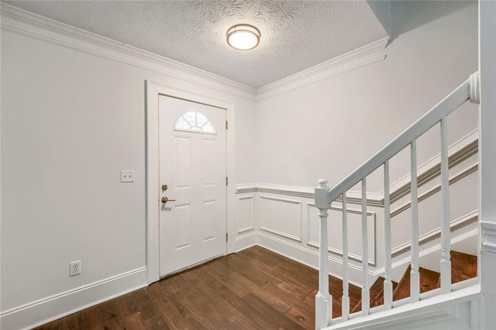 2 bedroom, 2 bathroom, 1,200 sq ft townhouse for sale at 1119 Greenyard Way, Norcross, GA 30093 — photo 6