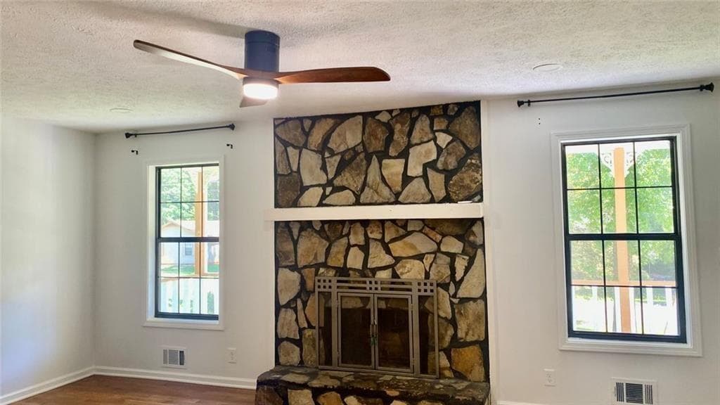 3 bedroom, 2 bathroom, 1,296 sq ft single family residence for rent at 1807 Merry Oak Road, Marietta, GA 30008 for $2,000 a month — photo 3