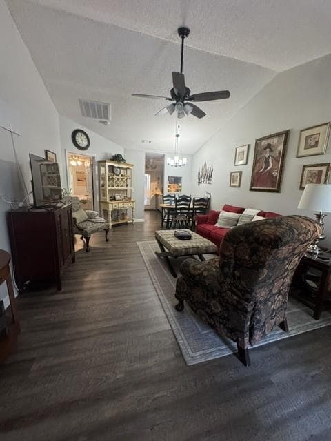2 bedroom, 1 bathroom, 984 sq ft townhouse for sale at 9063 Stoneleigh Trace, Douglasville, GA 30134 — photo 3