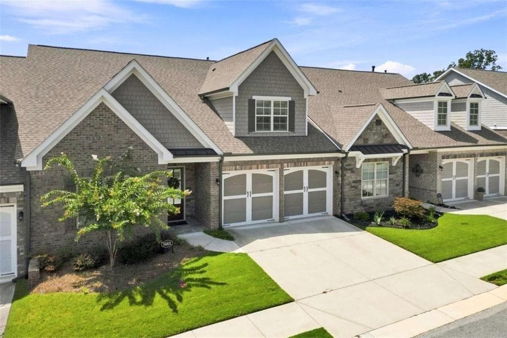 3 bedroom, 3 bathroom, 2,152 sq ft condominium for sale at 5660 Ansley Ridge Lane 81, Suwanee, GA 30024