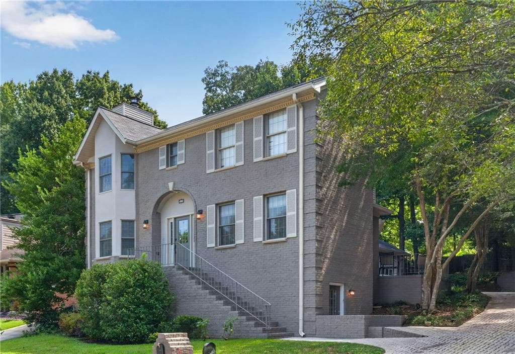 4 bedroom, 4 bathroom, 3,558 sq ft single family residence for sale at 907 Heritage Hills, Decatur, GA 30033 — photo 2