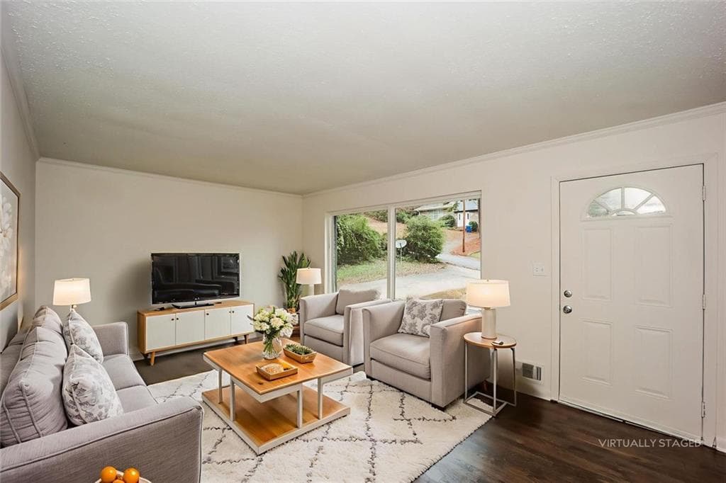 3 bedroom, 2 bathroom, 1,200 sq ft single family residence for sale at 5726 Southwick Court, Atlanta, GA 30349 — photo 6