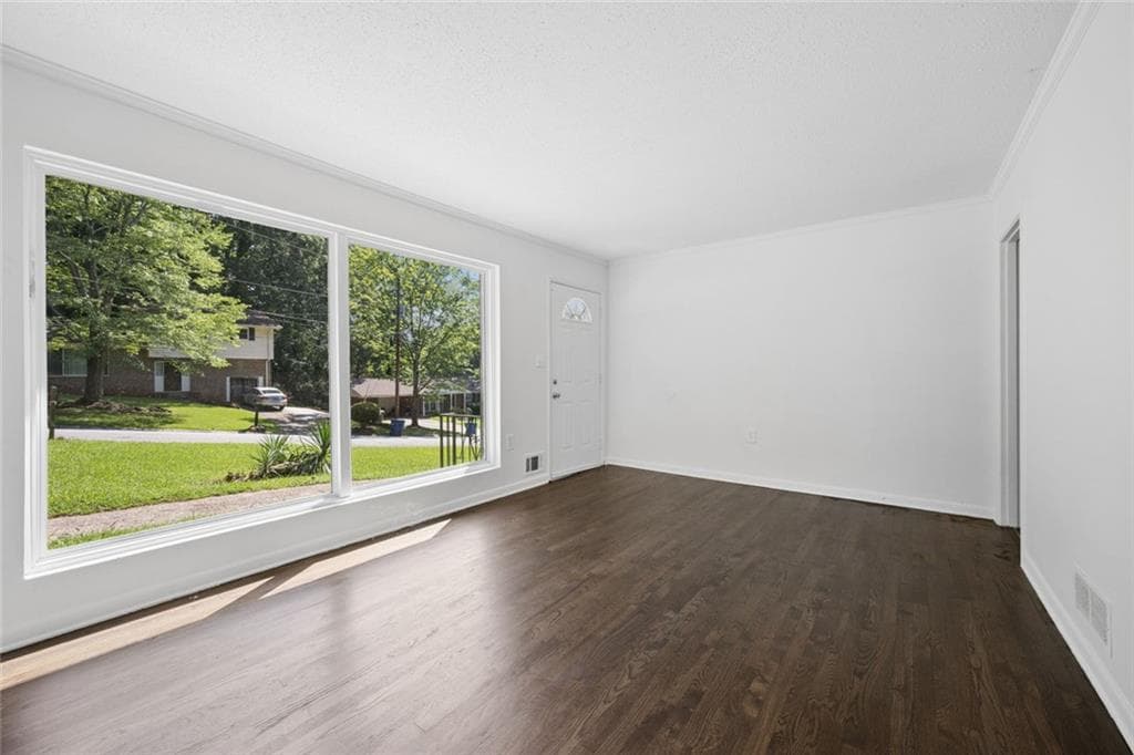 3 bedroom, 2 bathroom, 1,200 sq ft single family residence for sale at 5726 Southwick Court, Atlanta, GA 30349 — photo 8