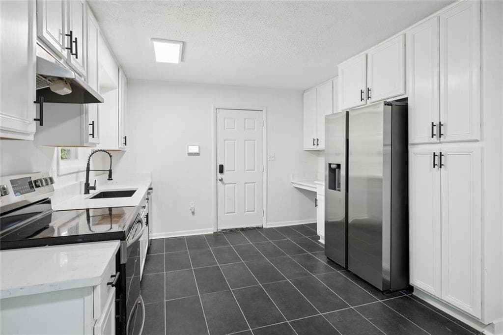 3 bedroom, 2 bathroom, 1,200 sq ft single family residence for sale at 5726 Southwick Court, Atlanta, GA 30349 — photo 10