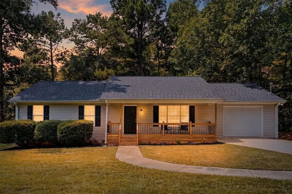 3 bedroom, 2 bathroom, 1,288 sq ft single family residence under contract at 110 Mooyn Road, Carrollton, GA 30116 — photo 2