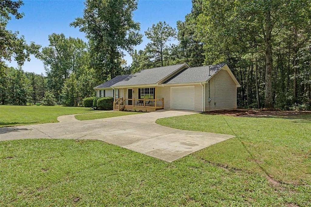 3 bedroom, 2 bathroom, 1,288 sq ft single family residence under contract at 110 Mooyn Road, Carrollton, GA 30116 — photo 7