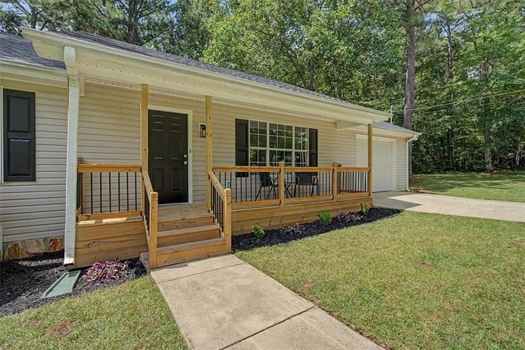 3 bedroom, 2 bathroom, 1,288 sq ft single family residence under contract at 110 Mooyn Road, Carrollton, GA 30116 — photo 9
