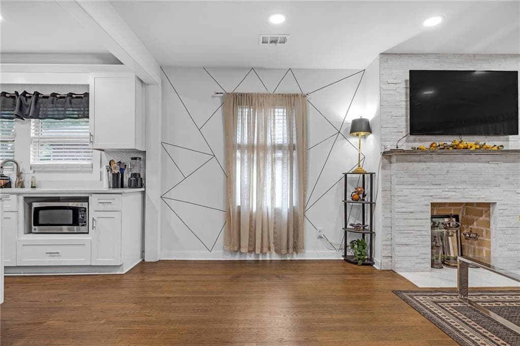5 bedroom, 4 bathroom, 3,048 sq ft single family residence for sale at 94 Chappell Road, Atlanta, GA 30314 — photo 8