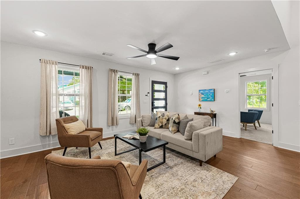 3 bedroom, 2 bathroom, 1,536 sq ft single family residence under contract at 1379 Gault Street, Atlanta, GA 30315 — photo 7