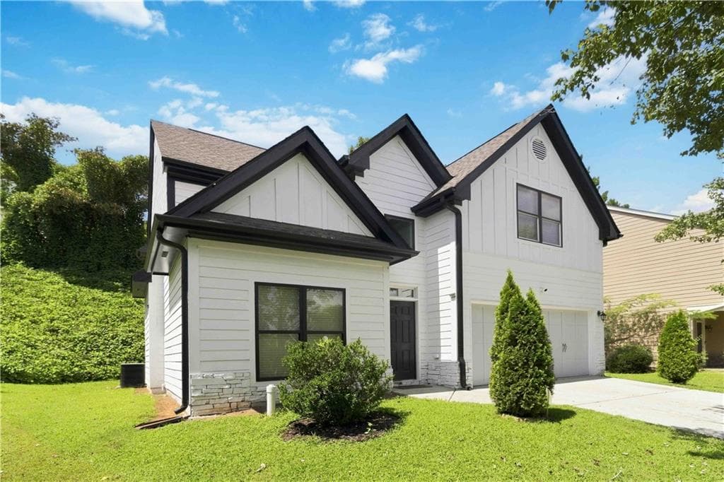 3 bedroom, 3 bathroom, 1,838 sq ft single family residence for sale at 1691 Lily Valley Drive, Lawrenceville, GA 30045 — photo 3