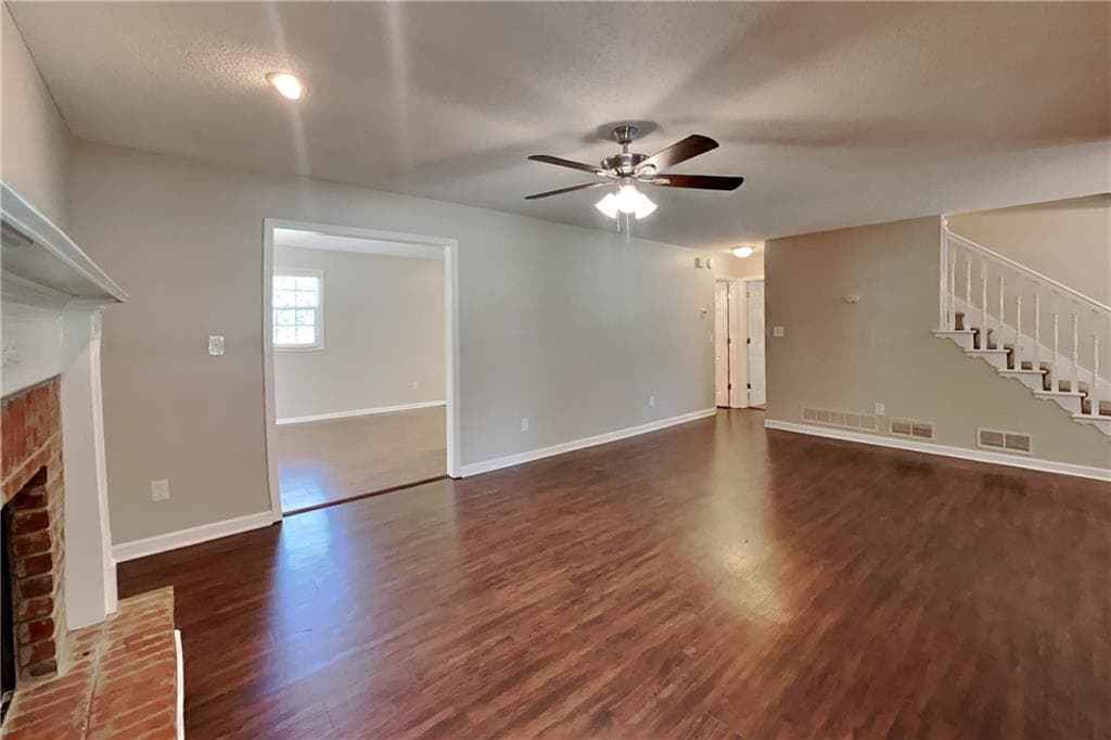 4 bedroom, 3 bathroom, 1,924 sq ft single family residence for rent at 241 Kipling Drive, Dallas, GA 30132 for $2,100 a month — photo 2
