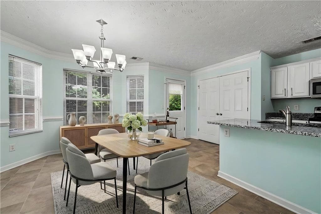 2 bedroom, 3 bathroom, 1,387 sq ft townhouse for rent at 5606 Union Pointe Drive, Union City, GA 30291 for $1,750 a month — photo 3
