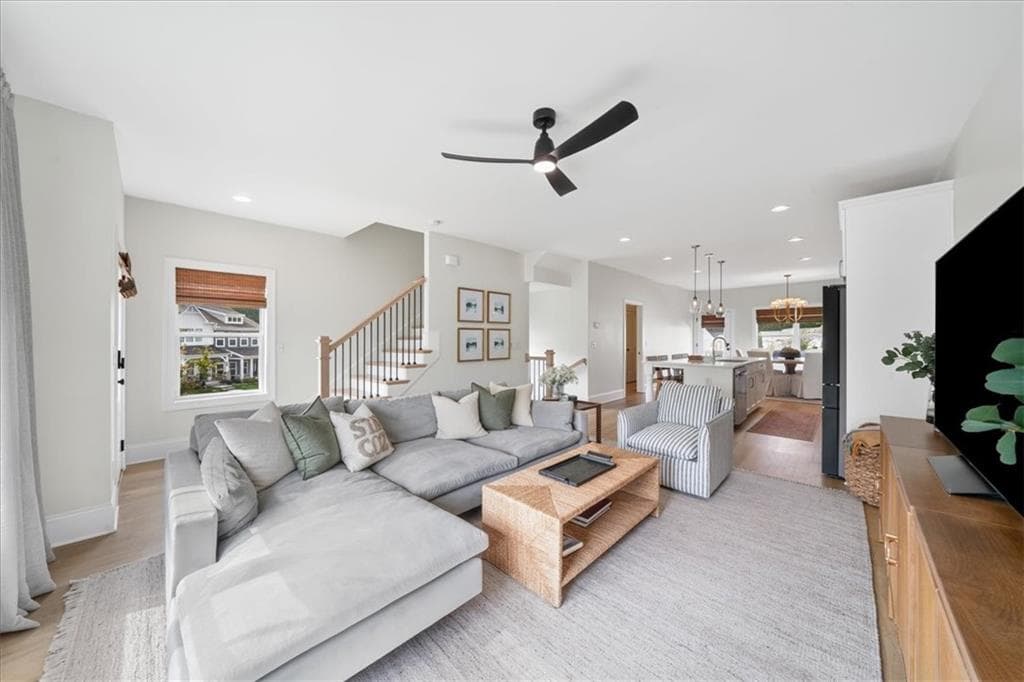 3 bedroom, 4 bathroom, 1,985 sq ft townhouse for sale at 1951 Drew Drive, Atlanta, GA 30318 — photo 3