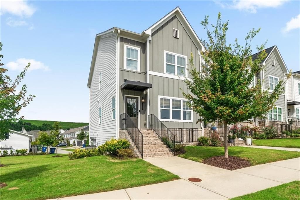 3 bedroom, 4 bathroom, 1,985 sq ft townhouse for sale at 1951 Drew Drive, Atlanta, GA 30318 — photo 1 of 24
