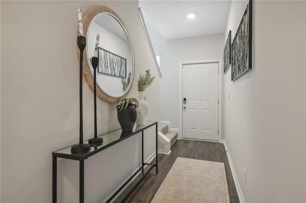 3 bedroom, 3 bathroom, 1,418 sq ft townhouse for sale at 518 Woodcreek Circle 11, Atlanta, GA 30331 — photo 5