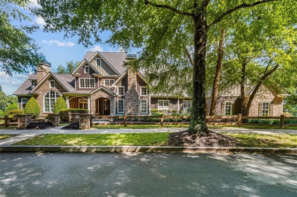 4 bedroom, 5 bathroom, 9,120 sq ft single family residence for sale at 6205 Random Winds Bluff, Gainesville, GA 30506 — photo 2