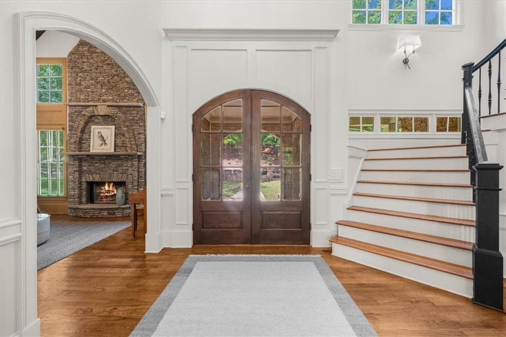 4 bedroom, 5 bathroom, 9,120 sq ft single family residence for sale at 6205 Random Winds Bluff, Gainesville, GA 30506 — photo 9