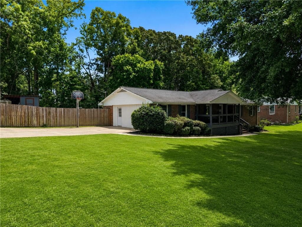 3 bedroom, 2 bathroom, 1,960 sq ft single family residence for sale at 512 Mason Drive, Canton, GA 30115 — photo 1 of 63