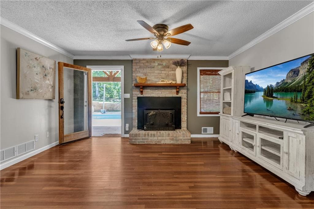 3 bedroom, 2 bathroom, 1,960 sq ft single family residence for sale at 512 Mason Drive, Canton, GA 30115 — photo 10