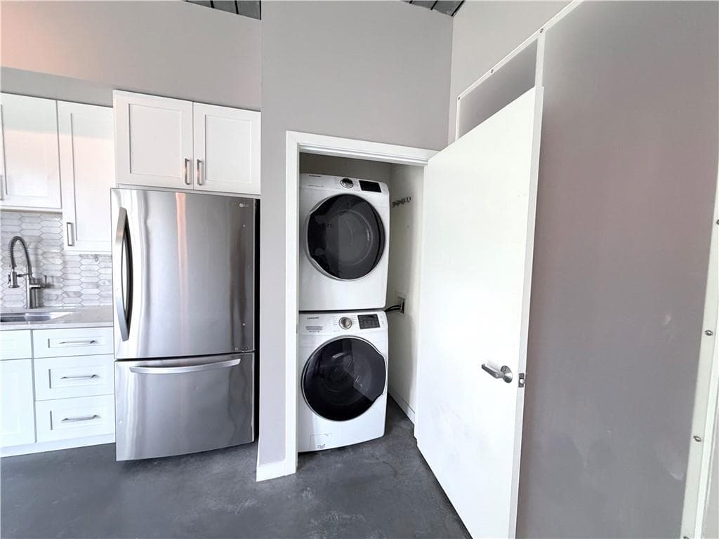 1 bedroom, 1 bathroom, 722 sq ft condominium for rent at 620 Glen Iris Drive 317, Atlanta, GA 30308 for $1,750 a month — photo 4