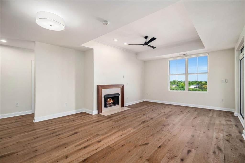 2 bedroom, 2 bathroom, 1,328 sq ft condominium for sale at 2881 Peachtree Road 802, Atlanta, GA 30305 — photo 3