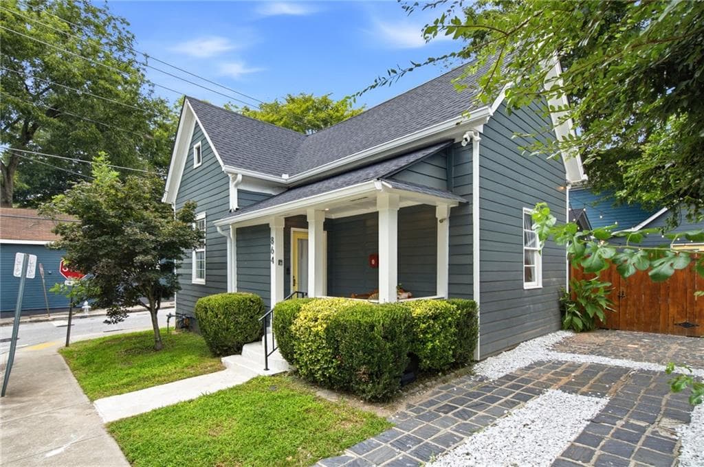 4 bedroom, 4 bathroom, 1,962 sq ft single family residence for sale at 864 Kirkwood Avenue, Atlanta, GA 30316 — photo 3